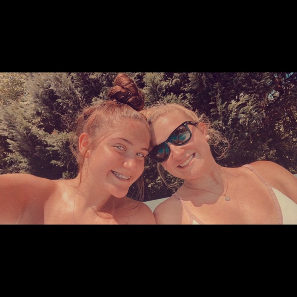 Meet your Posher, Stephanie